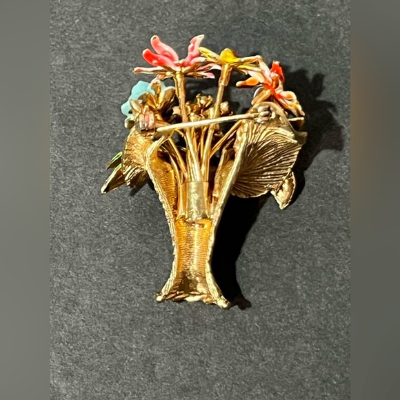 VTG Floral Bouquet Gold Tone Colorful Rhinestones Brooch Pin - Picture 3 of 13